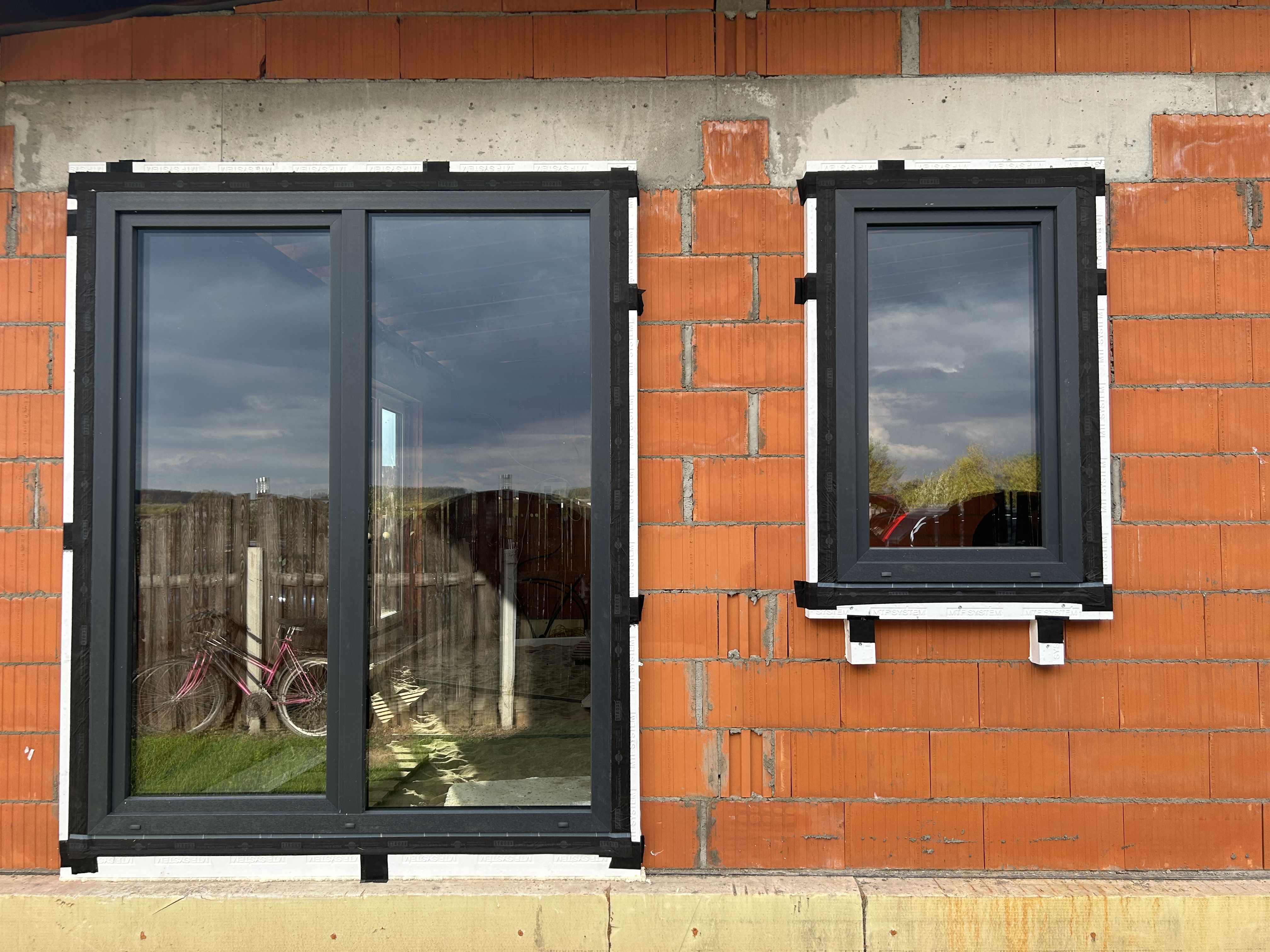 Individualiam namui suprojektuoti ir sumontuoti „Perfectherm MD 80“ profilio langai